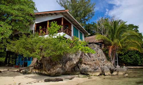 Click for Beach House images