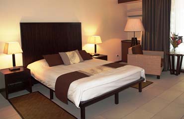 Click for Sea View East Room images Click for Sea View East Room images