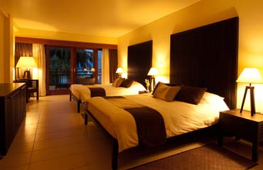 Click for Executive Suite images Click for Executive Suite images