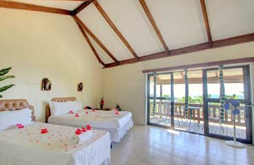 Click for Paradise One-Bedroom Apartments images