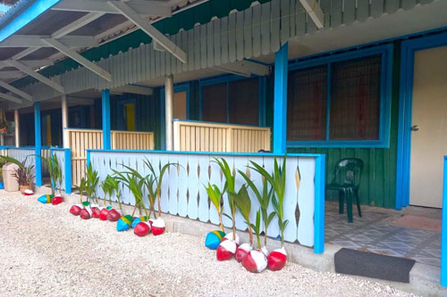 Click for Self-Contained Room images