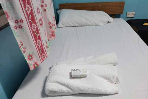 Click for Standard Room Single (Shared Bathroom Facilities) images Click for Standard Room Single (Shared Bathroom Facilities) images