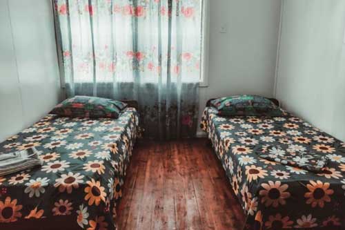 Click for Standard Room Twin images